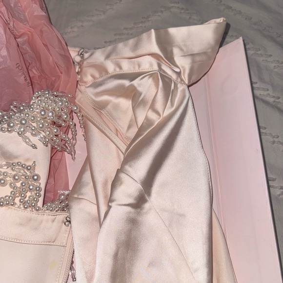 House of CB “Aubrie” corset top ( 2 piece)
Will ship with box - Picture 8 of 11